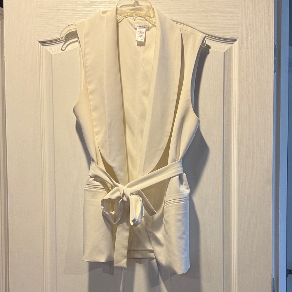 Esley Cream Vest